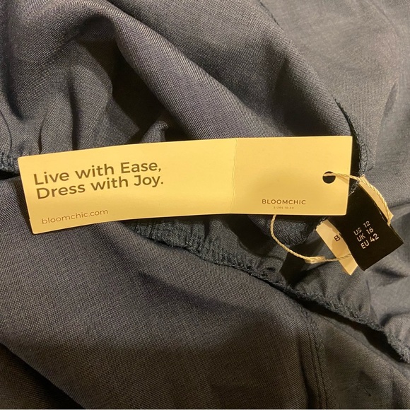 NWT BloomChic Blue MIDI Dress Jumper adjustable straps Sz 12 small mark - Picture 6 of 6